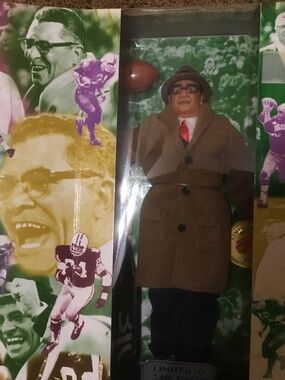 Doll - Vince Lombardi Exclusive Premiere Limited 7,400 Pieces Collectors Series